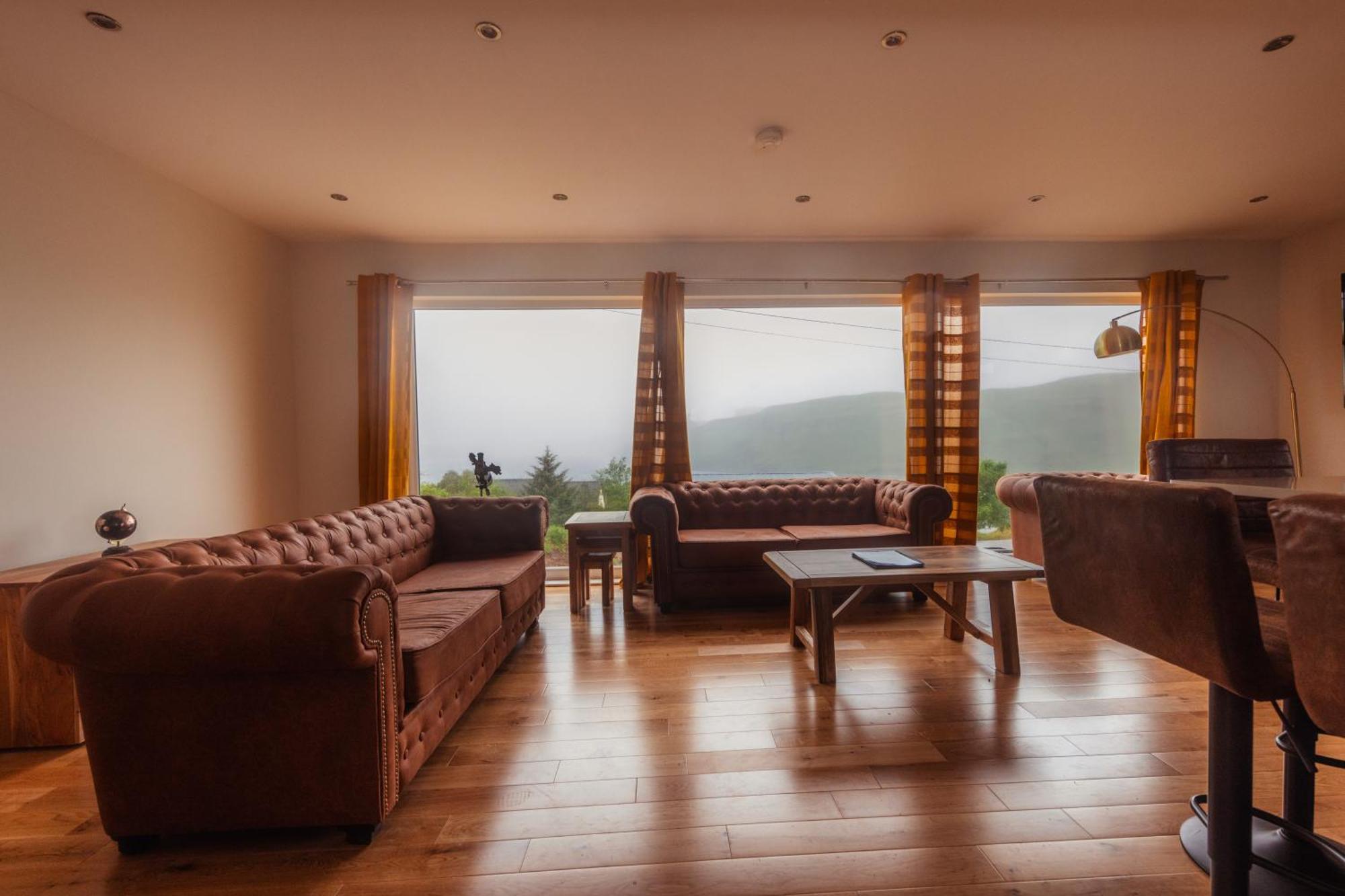 Luxury Cottage With Stunning Views By Fairy Pools 4 Carbost  Εξωτερικό φωτογραφία